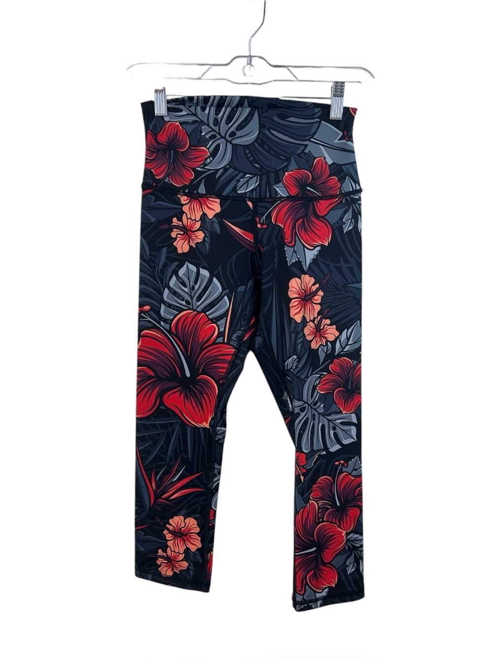 Project X High Rise Flower Firebiscus Hibiscus Capri Leggings - Women's SMALL